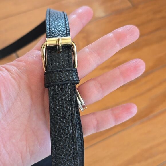 Adrienne Vittadini Black Shoulder Bag - Picture 6 of 10